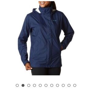 ☔️Marmot light weight rain coat ☔️